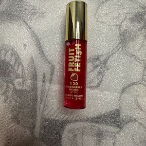 Milani- fruit fetish Strawberry Melon Lip Oil -